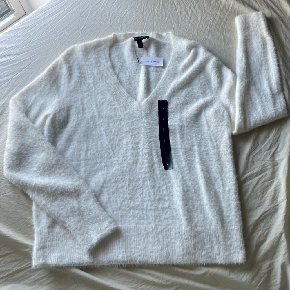 Banana Republic fuzzy V-neck sweater